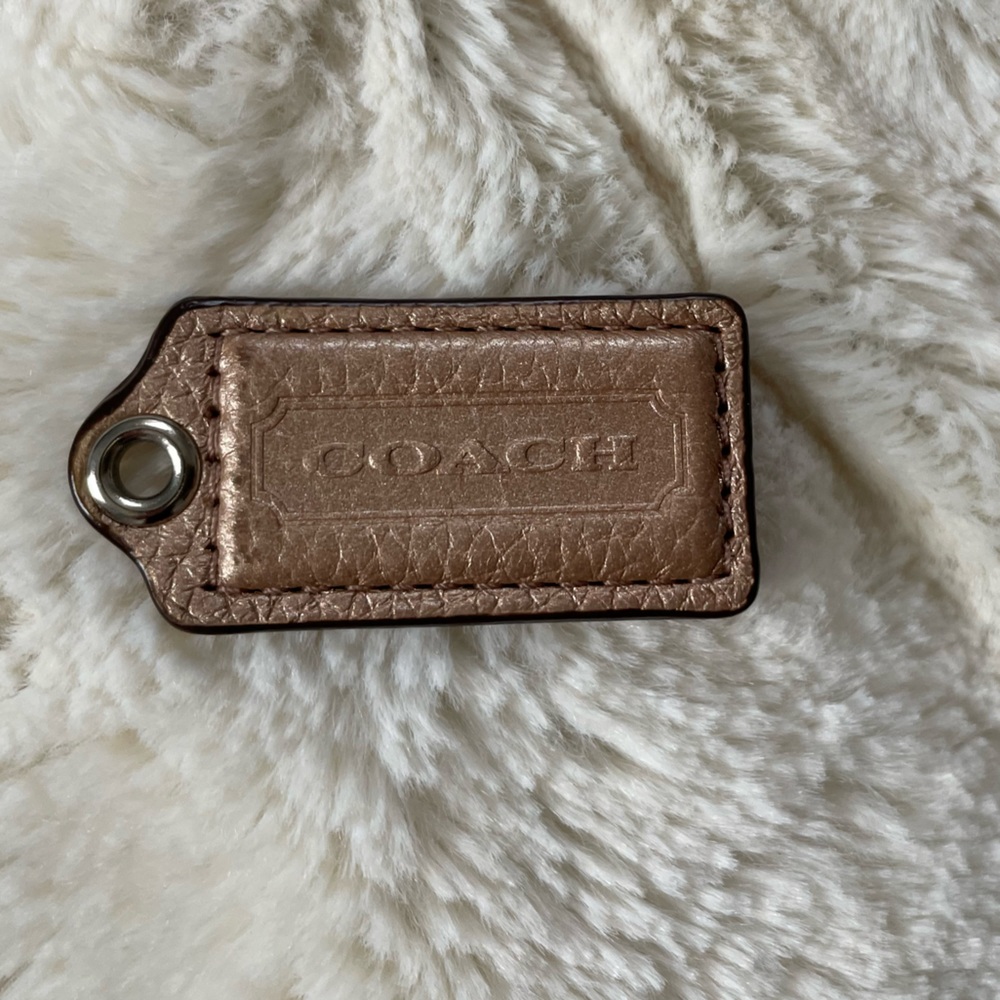 Gold Designer Women's Bag - Picture 15 of 15